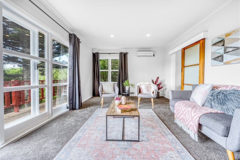 9 Pritchard Street, Newlands, Wellington - Carousel 2