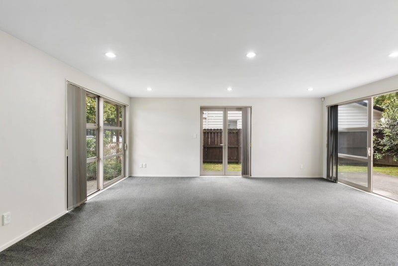 17 Arion Road, Takanini, Auckland - Carousel 2
