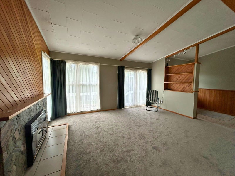 31 Trelawn Place, Cockle Bay, Auckland - Carousel 2