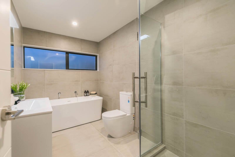 53 Mackay Drive, Greenhithe, Auckland - Carousel 21