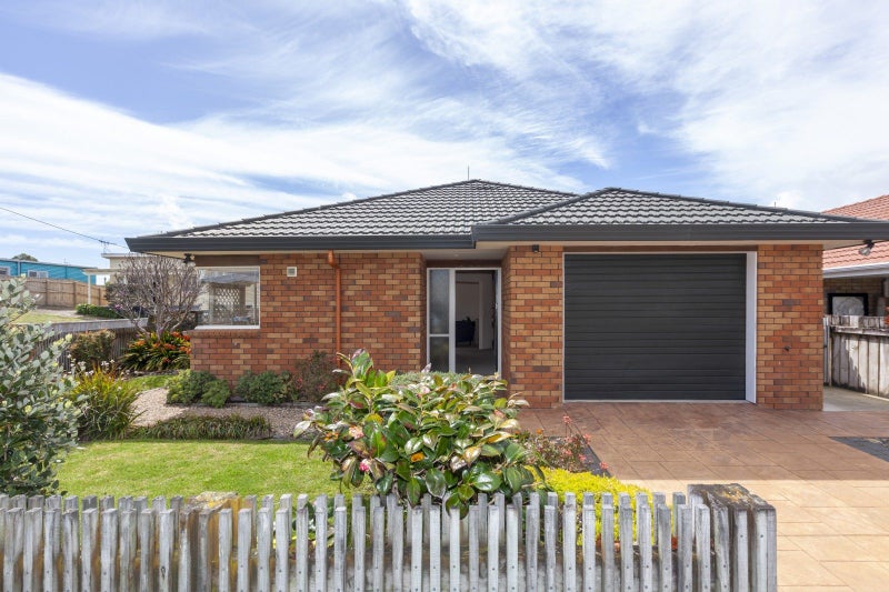 13A Mahana Road, Paraparaumu Beach, Paraparaumu - Carousel 1