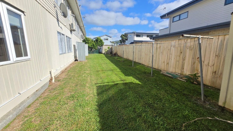 8/31 Tennyson Street, Petone, Lower Hutt - Carousel 14