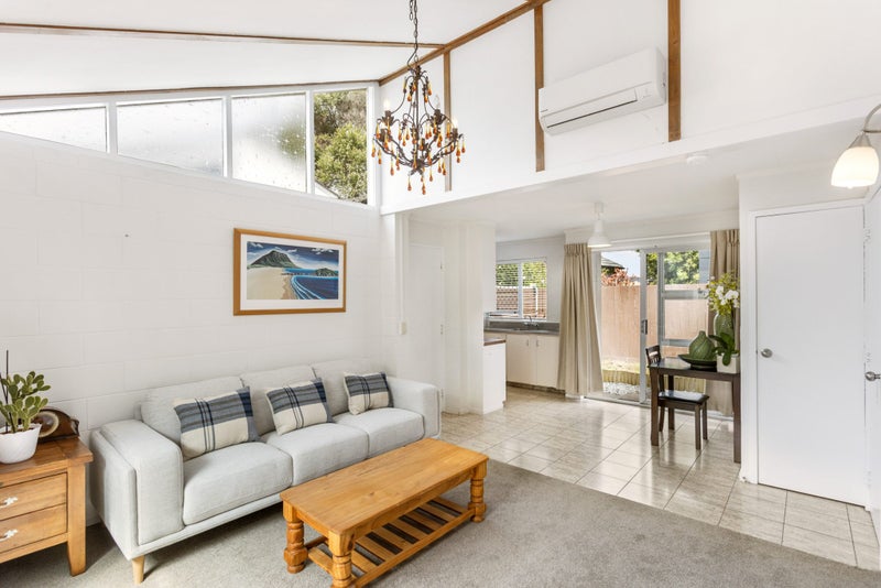 4/37 Grotto Street, Te Papapa, Auckland - Carousel 2