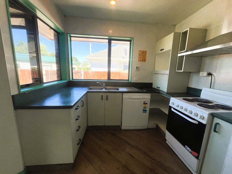 64 Acacia Avenue, Upper Riccarton, Christchurch - Carousel 2