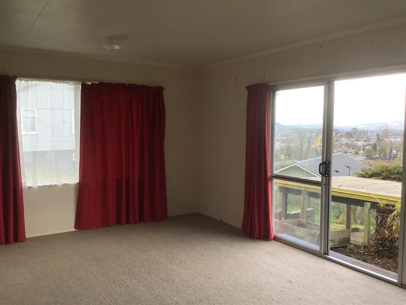 87B Old Quarry Road, Selwyn Heights, Rotorua - Carousel 2