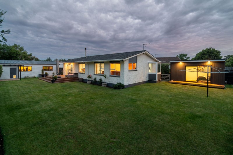10B Karlaw Place, Parklands, Christchurch - Carousel 2