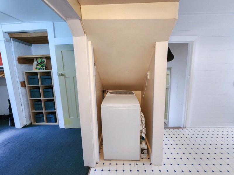 19 Essex Street, Aro Valley, Wellington - Carousel 12