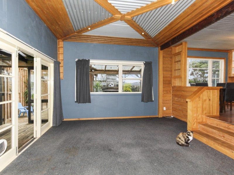 130 Regan Street, Stratford - Carousel 1