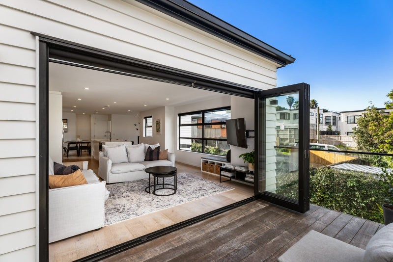 94A Ireland Road, Mount Wellington, Auckland - Carousel 2