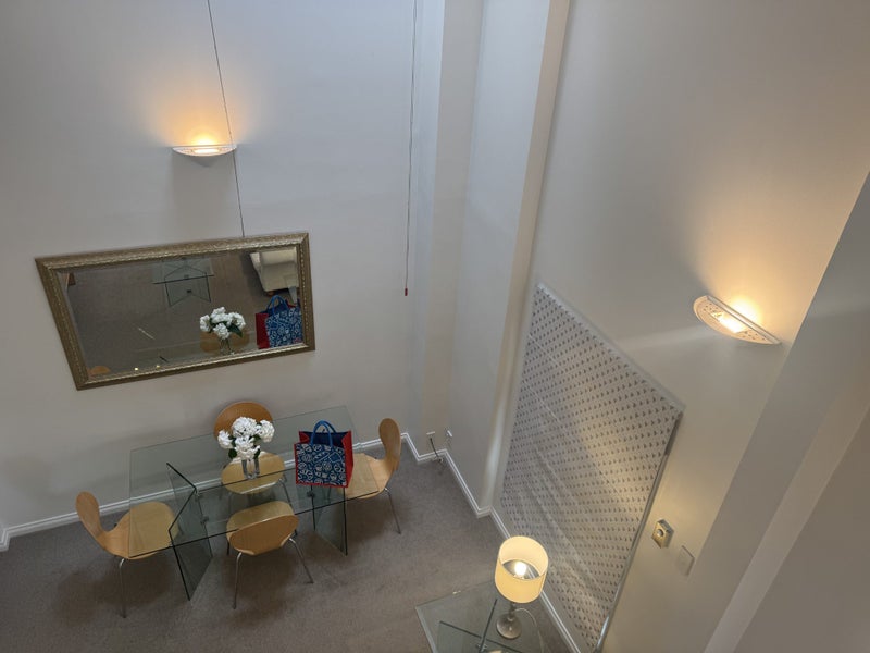 3.13/1 Queens Wharf, Wellington Central, Wellington - Carousel 2