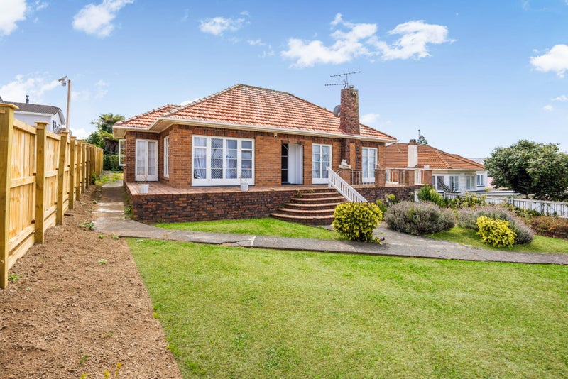 142 Kolmar Road, Papatoetoe, Auckland - Carousel 2