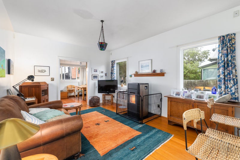 7 Keppel Street, New Brighton, Christchurch - Carousel 2