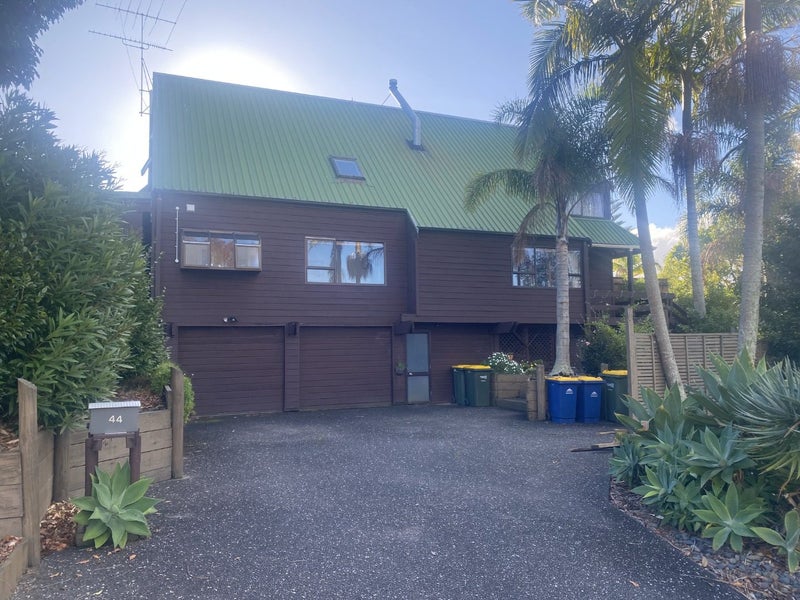 44 Redwing Street, Browns Bay, Auckland - Carousel 2