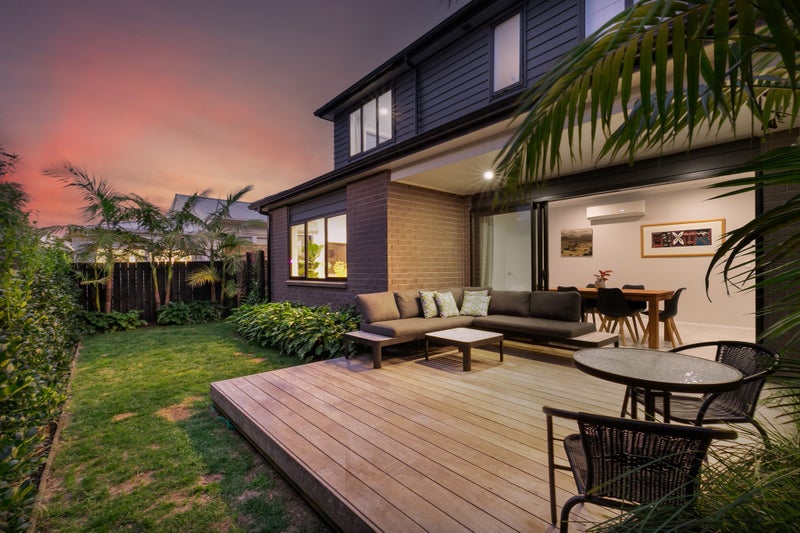 52A Miller Street, Point Chevalier, Auckland - Carousel 1