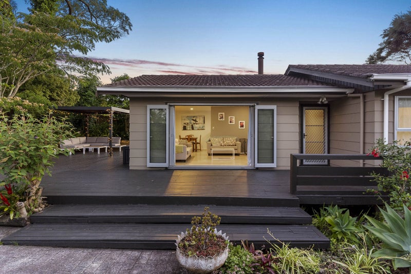 63 Brunner Road, Glen Eden, Auckland - Carousel 2