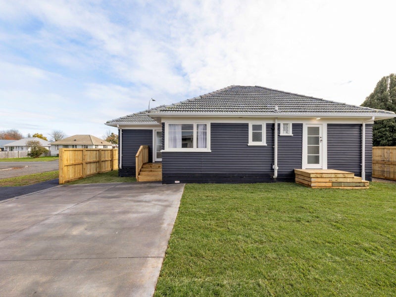 1/1 Williams Place, Fairfield, Hamilton - Carousel 2