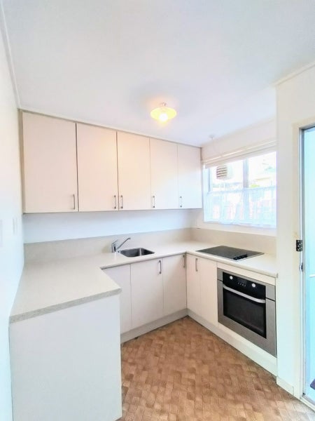 1B Church Street, Green Island, Dunedin - Carousel 1