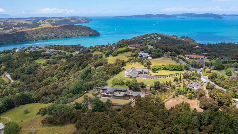 76 Brick Bay Drive, Sandspit, Warkworth - Carousel 1