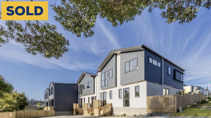 4/21 Hetherington Road, Ranui, Auckland - Carousel 1