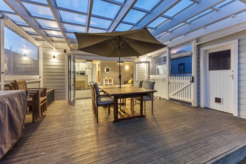 154 Kings Crescent, Hutt Central, Lower Hutt - Carousel 2