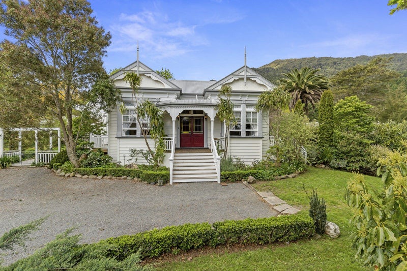 19 Hamilton Street, Te Aroha, Te Aroha - Carousel 1