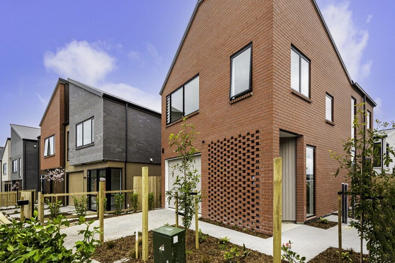 14 Pine Road, Whangarei - Carousel 1