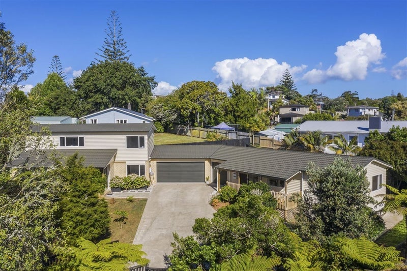 67A Beach Haven Road, Beach Haven, Auckland - Carousel 15