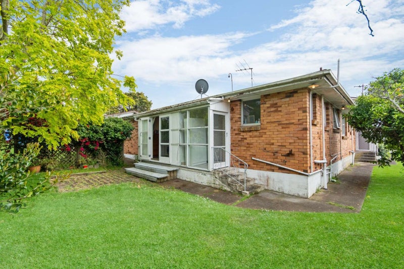3/11 Kings Road, Panmure, Auckland - Carousel 1