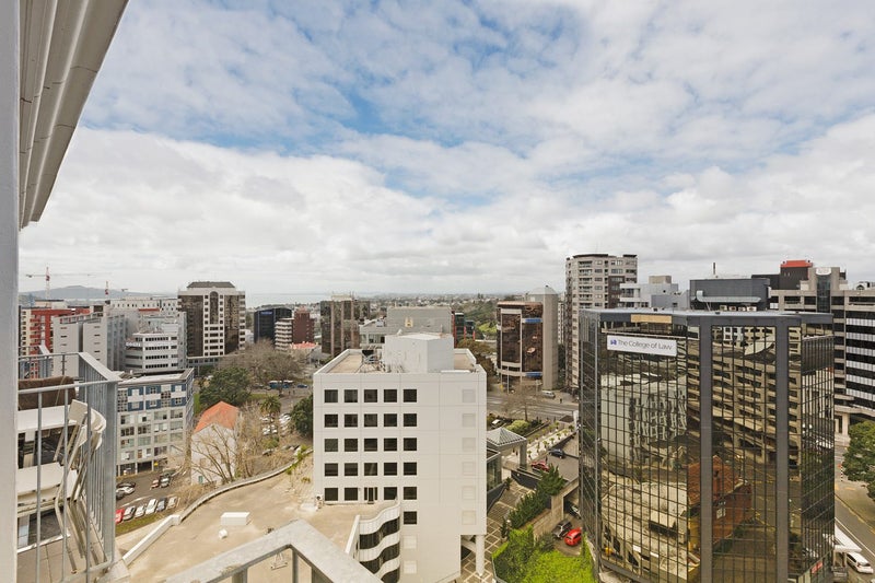 2001/11 Liverpool Street, Auckland Central, Auckland - Carousel 1