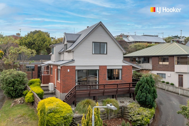 23 Moodie Street, Shiel Hill, Dunedin - Carousel 1