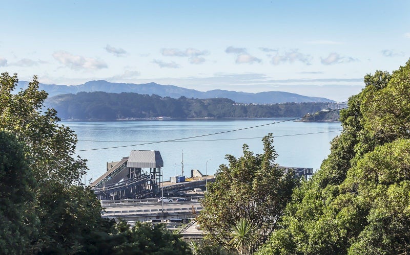 72A Sar Street, Wadestown, Wellington - Carousel 2