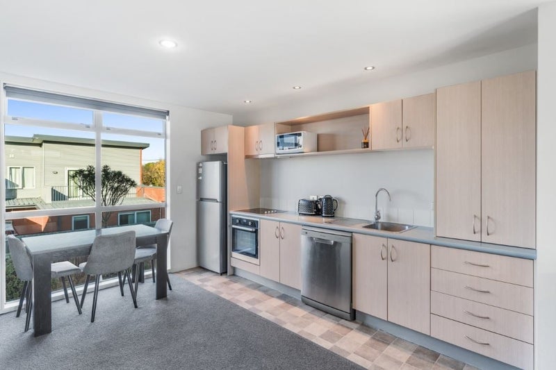 2/54 Champion Street, Edgeware, Christchurch - Carousel 1