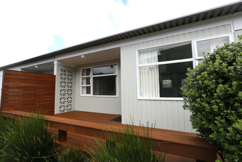 2/21 Raurenga Avenue, Royal Oak, Auckland - Carousel 1