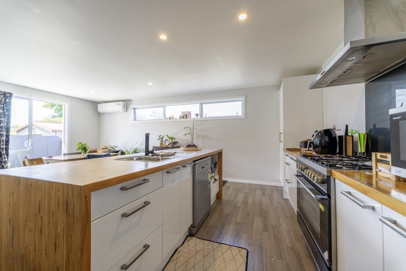 11 Angland Avenue, Kensington, Timaru - Carousel 2