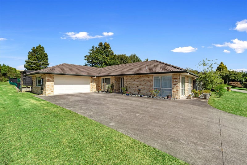 17 Cedar Way, Morrinsville, Morrinsville - Carousel 2