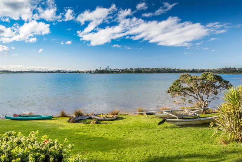 2/35 Beresford Street, Bayswater, Auckland - Carousel 2