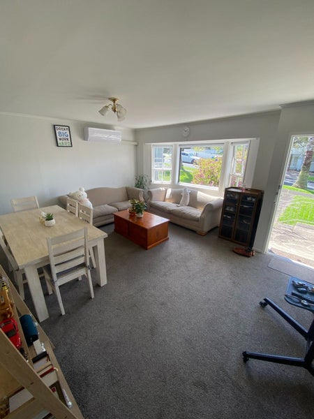 2/1 Abraham Place, St Johns, Auckland - Carousel 2