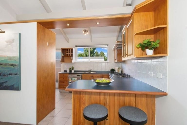 22 Sarabande Avenue, Redwood, Christchurch - Carousel 2