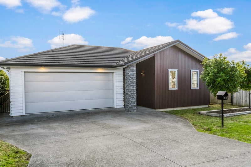 62 Constellation Avenue, Beachlands, Auckland - Carousel 1