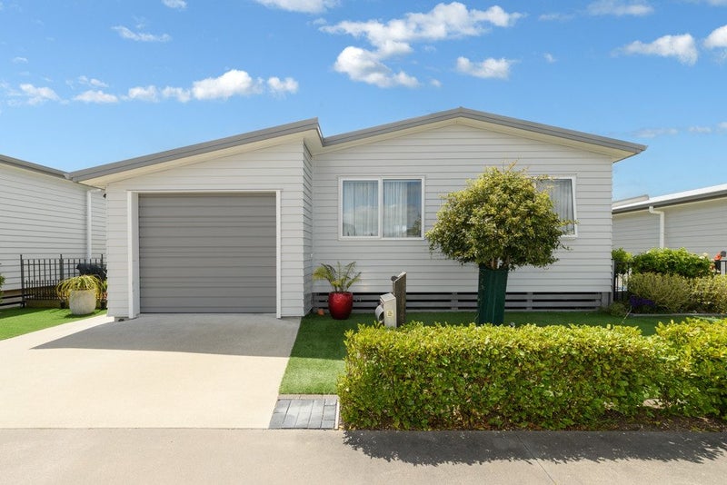 11 Kamahi Crescent, Papamoa Beach, Papamoa - Carousel 2