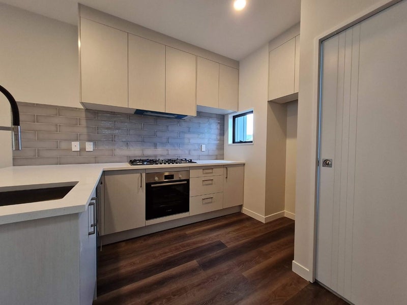 5/200 Sunnynook Road, Totara Vale, Auckland - Carousel 2