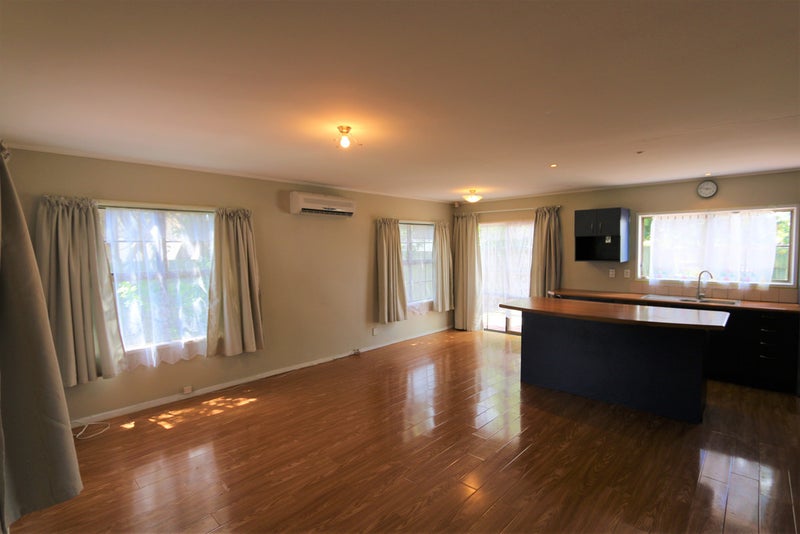 7 Nearco Street, Randwick Park, Auckland - Carousel 2