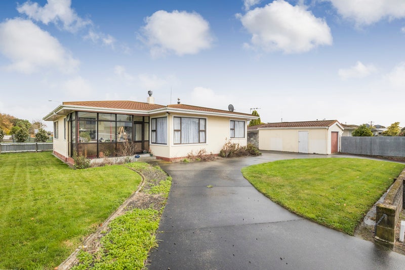 1 Nairn Crescent, Awapuni, Palmerston North - Carousel 13