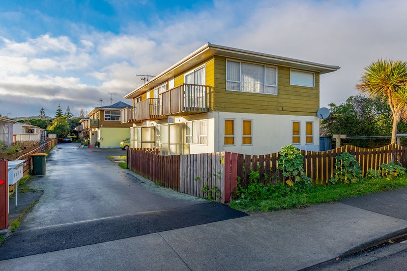 1/14 Ngatitoa Street, Takapuwahia, Porirua - Carousel 11
