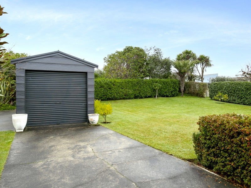 4 Puriri Street, Hilltop, Taupo - Carousel 15