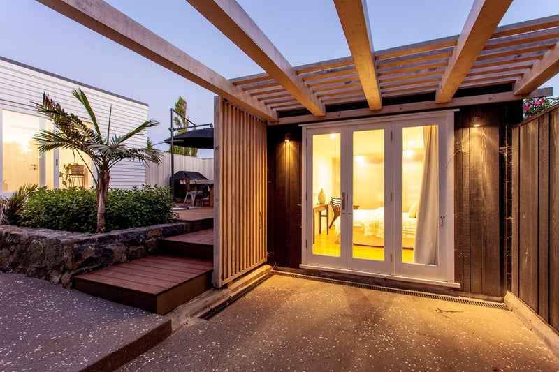20 Westmere Crescent, Westmere, Auckland - Carousel 20