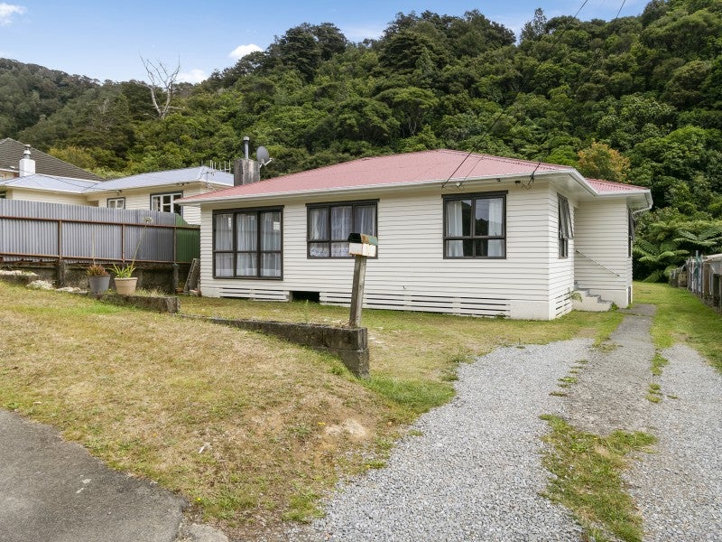 66 Lees Grove, Wainuiomata, Lower Hutt - Carousel 18
