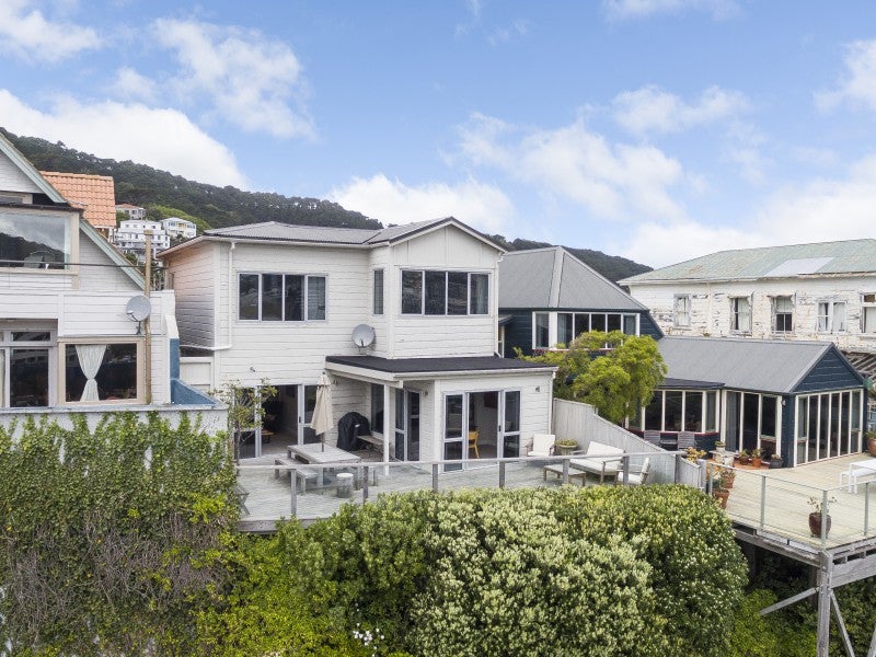 65 Roxburgh Street, Mount Victoria, Wellington - Carousel 2