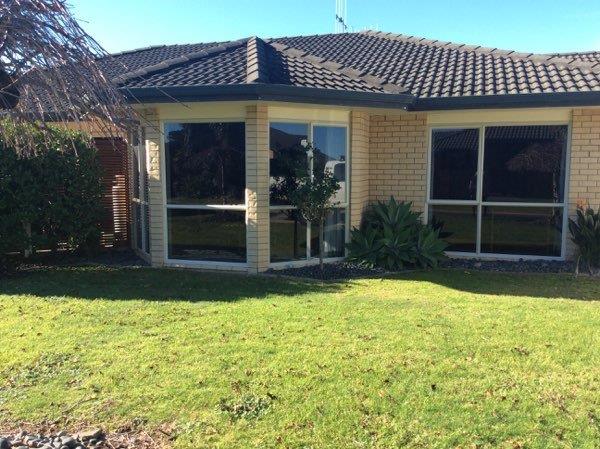 26 Mornington Dell, Papamoa Beach, Papamoa - Carousel 1