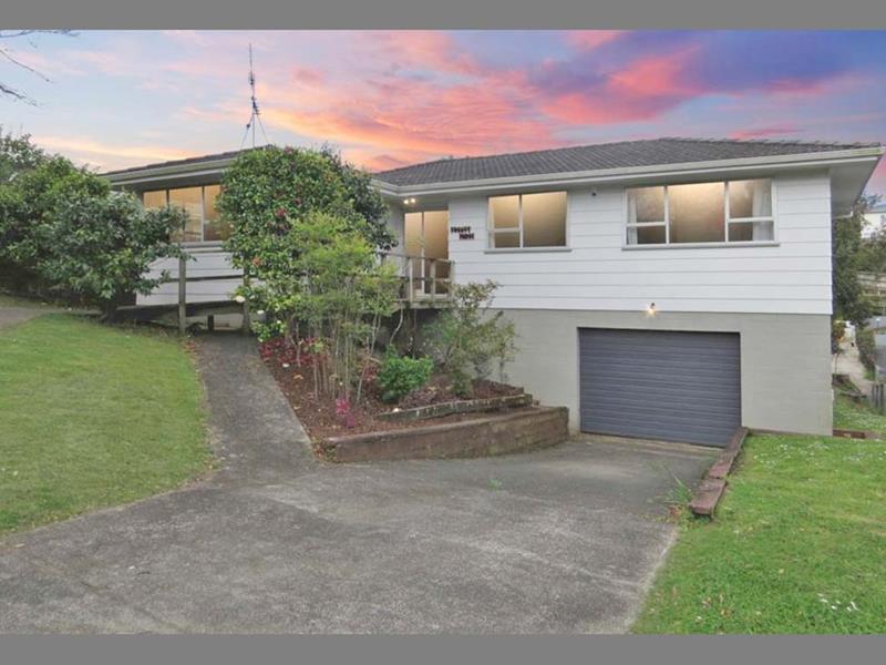 23 Kerria Place, Sunnynook, Auckland - Carousel 1